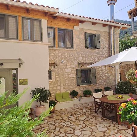 La Casa Di Bella A Tradional Stone House With Barbecue Villa Kariá Exteriör bild