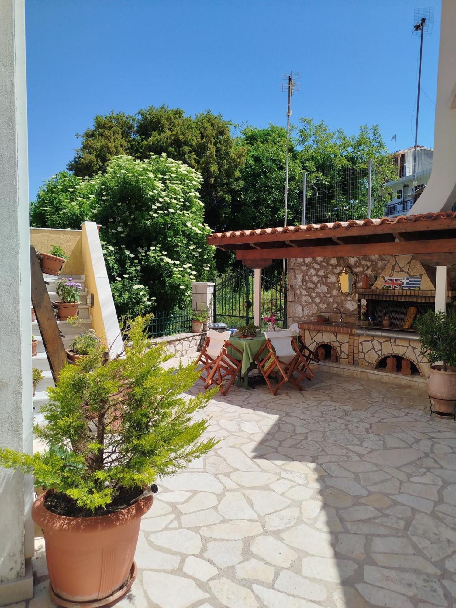 La Casa Di Bella A Tradional Stone House With Barbecue Villa Kariá Exteriör bild